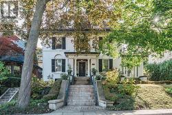 3 TURNER AVENUE  Hamilton, ON L8P 3K4