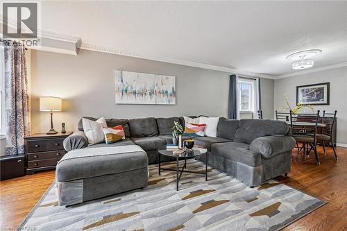 339 Daniel Crescent, Elora, ON - Indoor Photo Showing Living Room