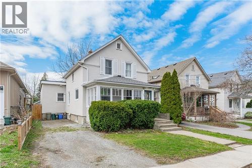 23 PINECREST Avenue  St. Catharines, ON L2T 1C6