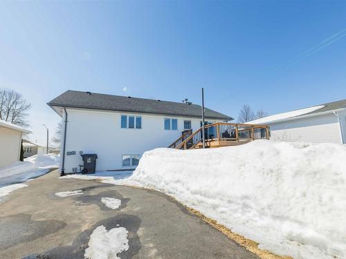 147 Nottingham Crescent, Thunder Bay, ON 