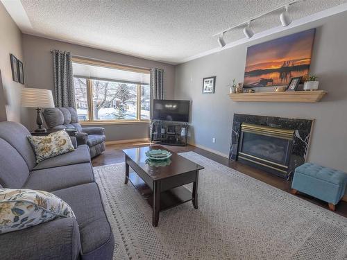 147 Nottingham Crescent, Thunder Bay, ON 