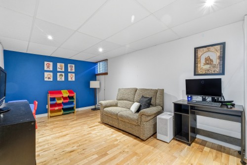Family Room - 1590 Rue Scheffer, Chambly, QC - Indoor