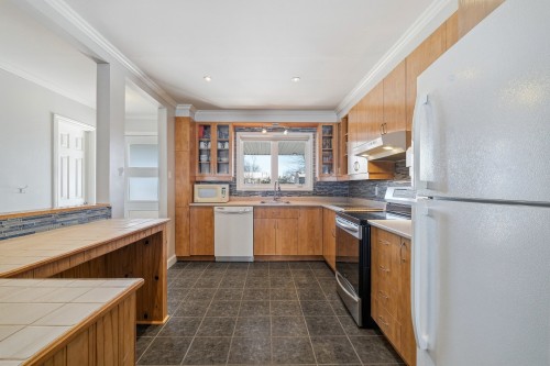Kitchen - 1590 Rue Scheffer, Chambly, QC - Indoor Photo Showing Kitchen