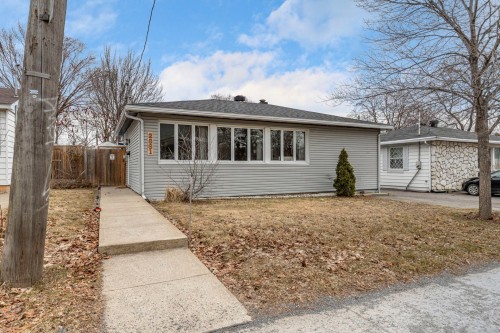 2861 Rue Honoré-Beaugrand  Montréal (Mercier/Hochelaga-Maisonneuve), QC H1L 5Y5