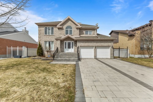 18189 Boul. Elkas  Kirkland, QC H9J 3E1