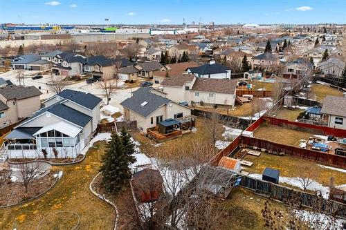 27 Birmingham Pl, Winnipeg, MB 