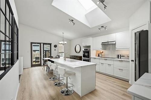 27 Birmingham Pl, Winnipeg, MB 