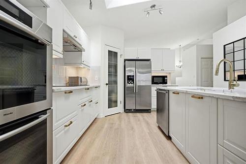 27 Birmingham Pl, Winnipeg, MB 