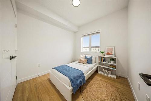 27 Indra Cr, Winnipeg, MB 