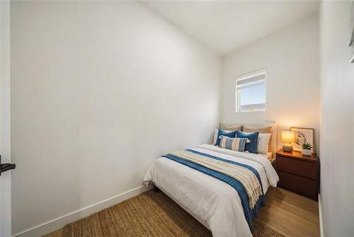 27 Indra Cr, Winnipeg, MB 