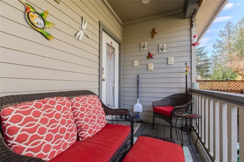 5992 Stonehaven Dr, Duncan, BC - Outdoor With Deck Patio Veranda With Exterior