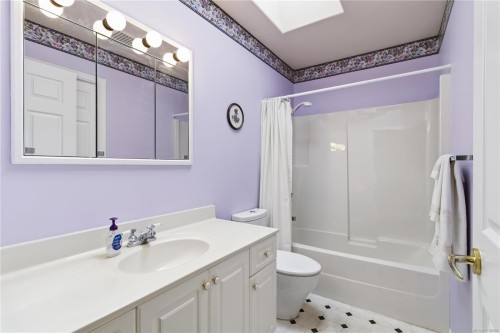 23 Eagle Lane, View Royal, BC 