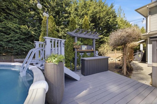 1971 Woodridge Rd, Nanaimo, BC 