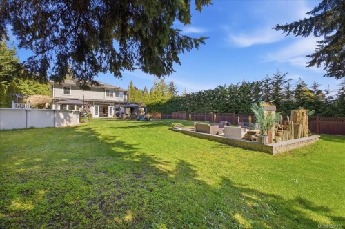 1971 Woodridge Rd, Nanaimo, BC 