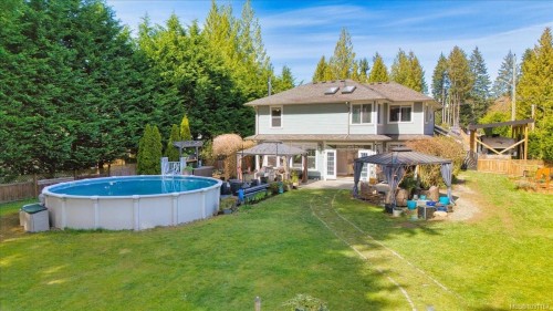 1971 Woodridge Rd, Nanaimo, BC 