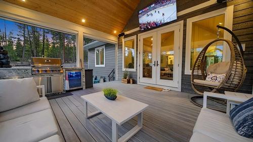 2106 Whistle Wood Way, Cranbrook, BC - Outdoor With Deck Patio Veranda