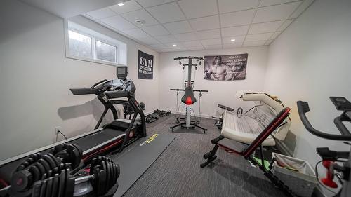 2106 Whistle Wood Way, Cranbrook, BC - Indoor Photo Showing Gym Room