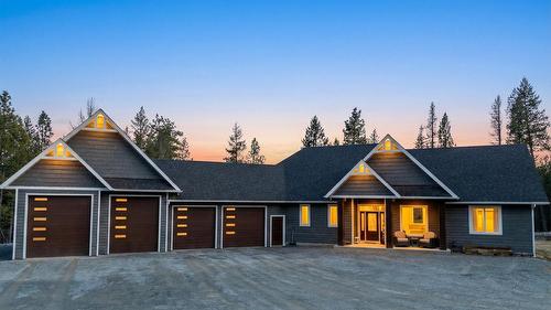 2106 Whistle Wood Way, Cranbrook, BC - Outdoor With Facade