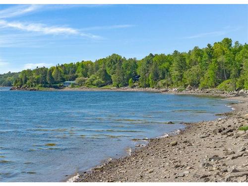 14 Murray Lane, Oak Bay, NB 