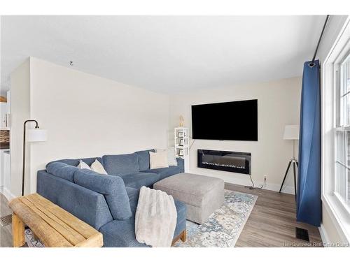 3 Downing St, Fredericton, NB 