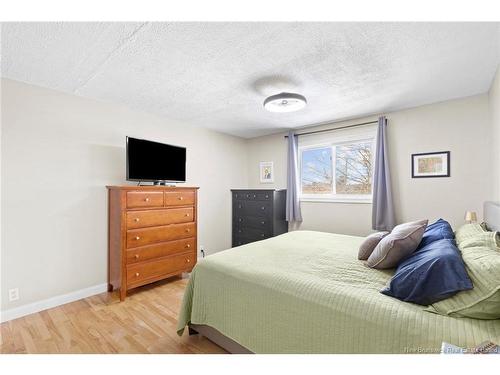 3 Downing St, Fredericton, NB 