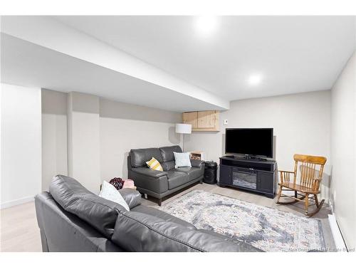 3 Downing St, Fredericton, NB 