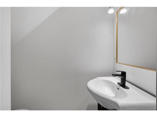 5-380 Champlain St, Dieppe, NB 