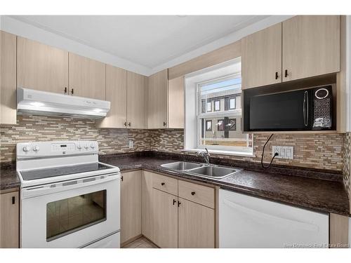 5-380 Champlain St, Dieppe, NB 