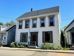 206 Sydney Street  Charlottetown, PE C1A 1G8