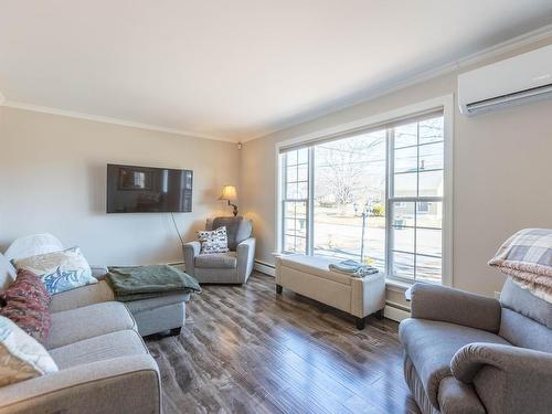 19 Boylston Avenue, Amherst, NS 