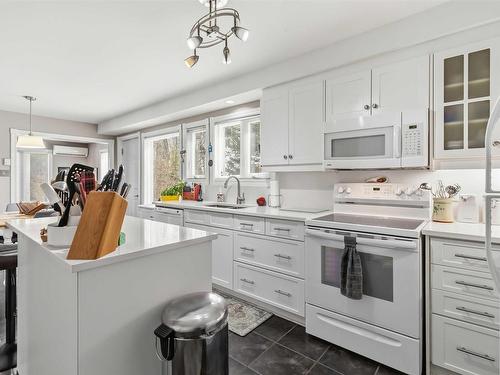 198 Cresthaven Drive, Halifax, NS 