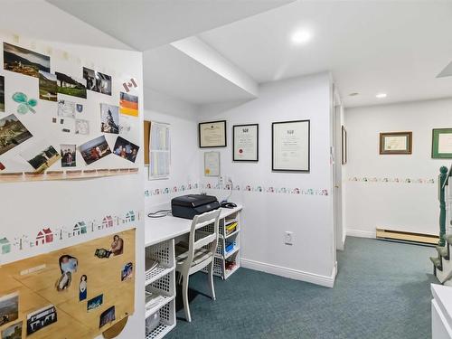 198 Cresthaven Drive, Halifax, NS 