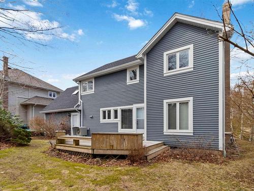 198 Cresthaven Drive, Halifax, NS 