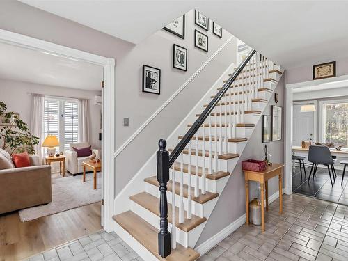 198 Cresthaven Drive, Halifax, NS 