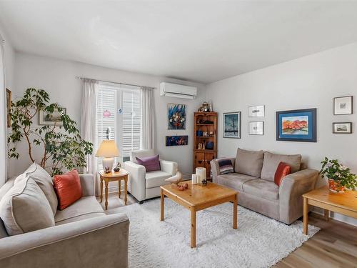 198 Cresthaven Drive, Halifax, NS 