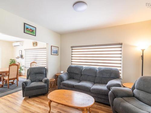 37 Morris Street, Springhill, NS 
