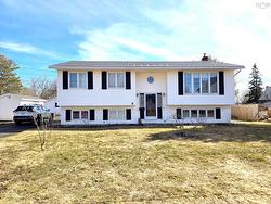 9 Patterson Street  Amherst, NS B4H 1G6