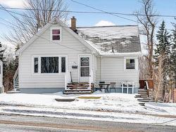 116 Macrae Avenue Sydney River, NS B1S 1M2