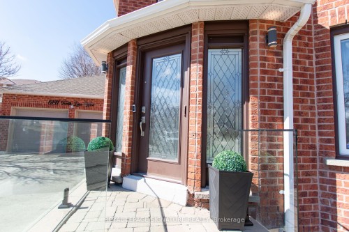 6141 Tenth Line W, Mississauga, ON - Outdoor With Exterior