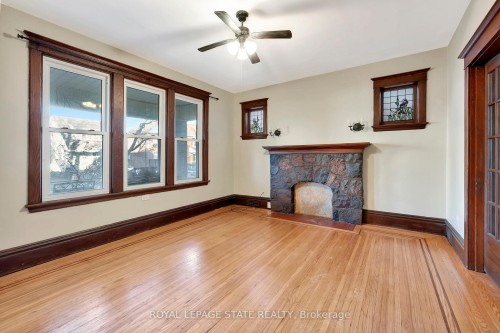 70 Belview Avenue, Hamilton, ON - Indoor With Fireplace