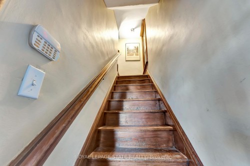 70 Belview Avenue, Hamilton, ON - Indoor Photo Showing Other Room