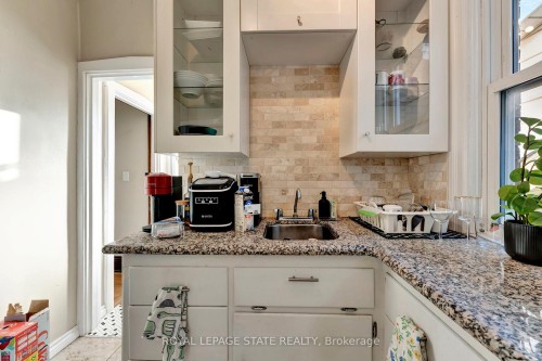 70 Belview Avenue, Hamilton, ON - Indoor Photo Showing Kitchen With Double Sink With Upgraded Kitchen