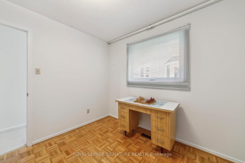 1613 Lewes Way, Mississauga, ON - Indoor Photo Showing Other Room