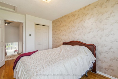 1613 Lewes Way, Mississauga, ON - Indoor Photo Showing Bedroom