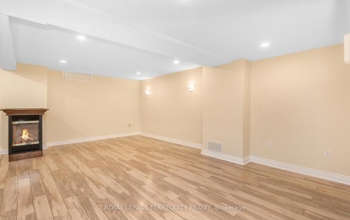 5839 Fieldon Road, Mississauga, ON - Indoor With Fireplace