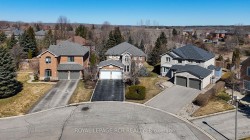 4 Vantagebrook Court  Caledon, ON L7E 1J3