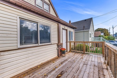 10 Locarno Avenue, Hamilton, ON - Outdoor With Deck Patio Veranda With Exterior