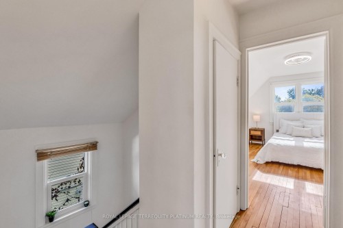 10 Locarno Avenue, Hamilton, ON - Indoor