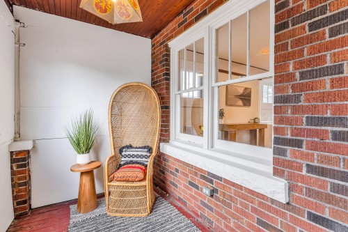 10 Locarno Avenue, Hamilton, ON - Indoor Photo Showing Other Room
