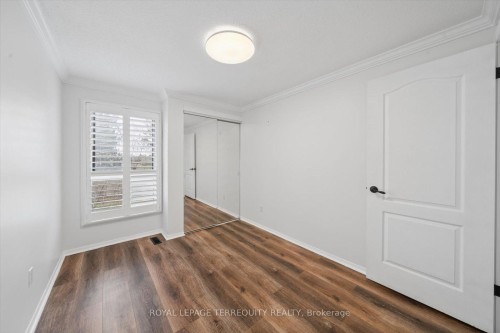 1825 Hyde Mill Crescent, Mississauga, ON - Indoor Photo Showing Other Room